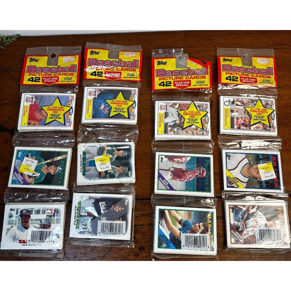 Lot of 4 Topps Baseball Picture Cards 42 + 1 Special 1988 Cellophane Packs READ